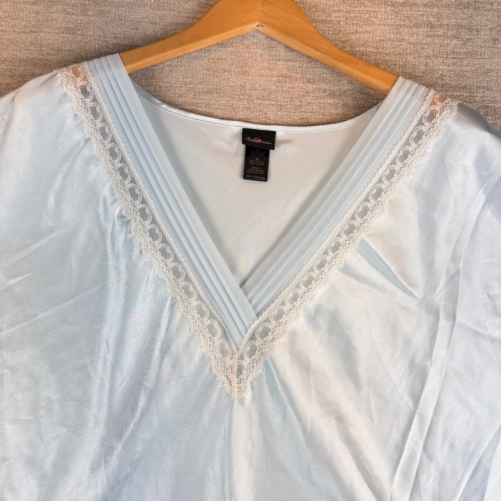 Secret Treasures Woman V-Neck Satin Lace Trim Nightgown 3X Blue Touch Feminine